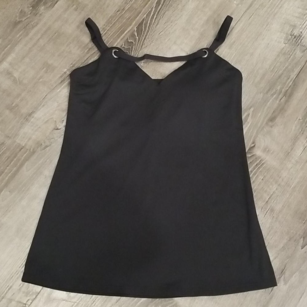 Fabletics top